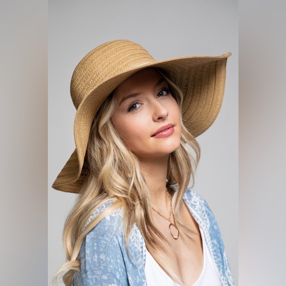 Women's Ruggine Wide Brim Woven Summer Beach Sun Hat